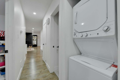 Powder Room Photo of 11140 Partridge Crescent, Surrey, BC