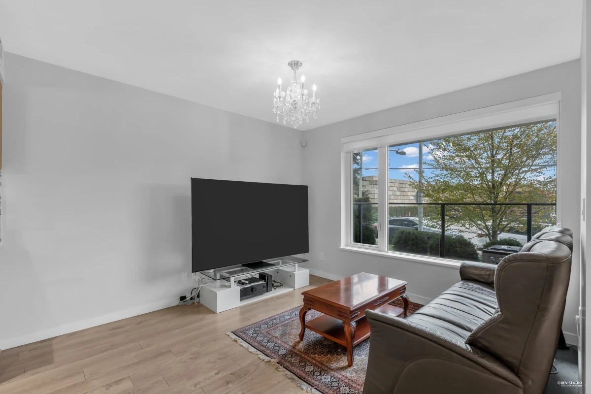 Dining Area Photo of 5 3699 Sexsmith Road, Richmond, BC