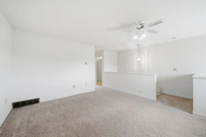 Basement Recreation Room Photo of 25 32615 Murray Avenue, Abbotsford, BC