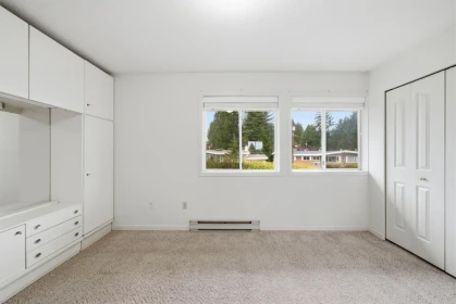 Hallway Photo of 25 32615 Murray Avenue, Abbotsford, BC