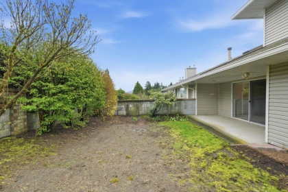 Hot Tub / Spa Photo of 25 32615 Murray Avenue, Abbotsford, BC