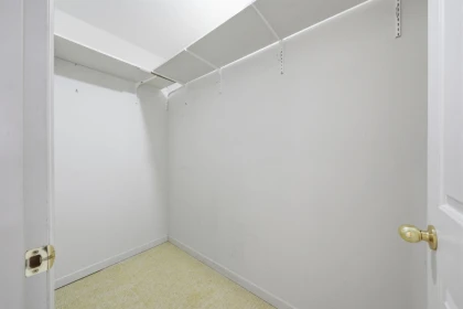 Mudroom Photo of 25 32615 Murray Avenue, Abbotsford, BC
