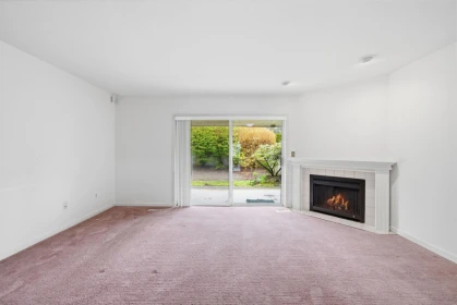 Walk-In Closet Photo of 25 32615 Murray Avenue, Abbotsford, BC