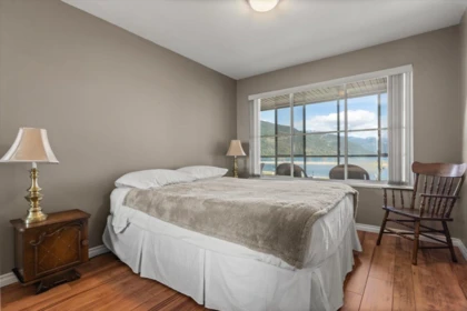 Office / Den Photo of 302 410 Esplanade Avenue, Harrison Hot Springs, BC