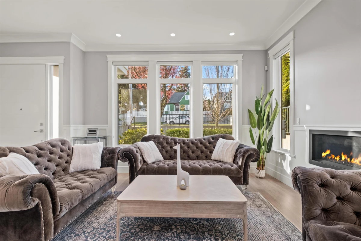 Family Room Photo of 1604 Hamilton Street, New Westminster, BC