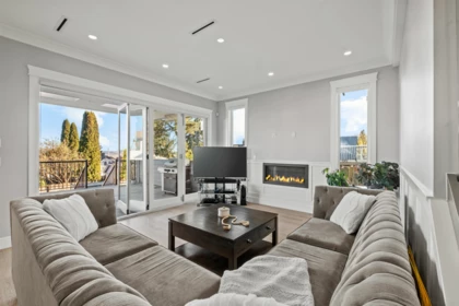 Breakfast Nook Photo of 1604 Hamilton Street, New Westminster, BC