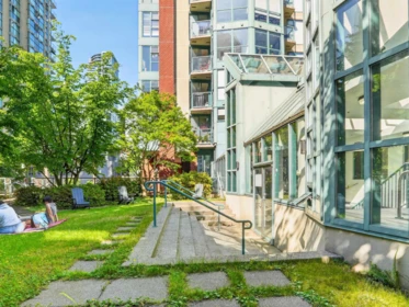 Backyard Photo of 3207 939 Homer Street, Vancouver, BC