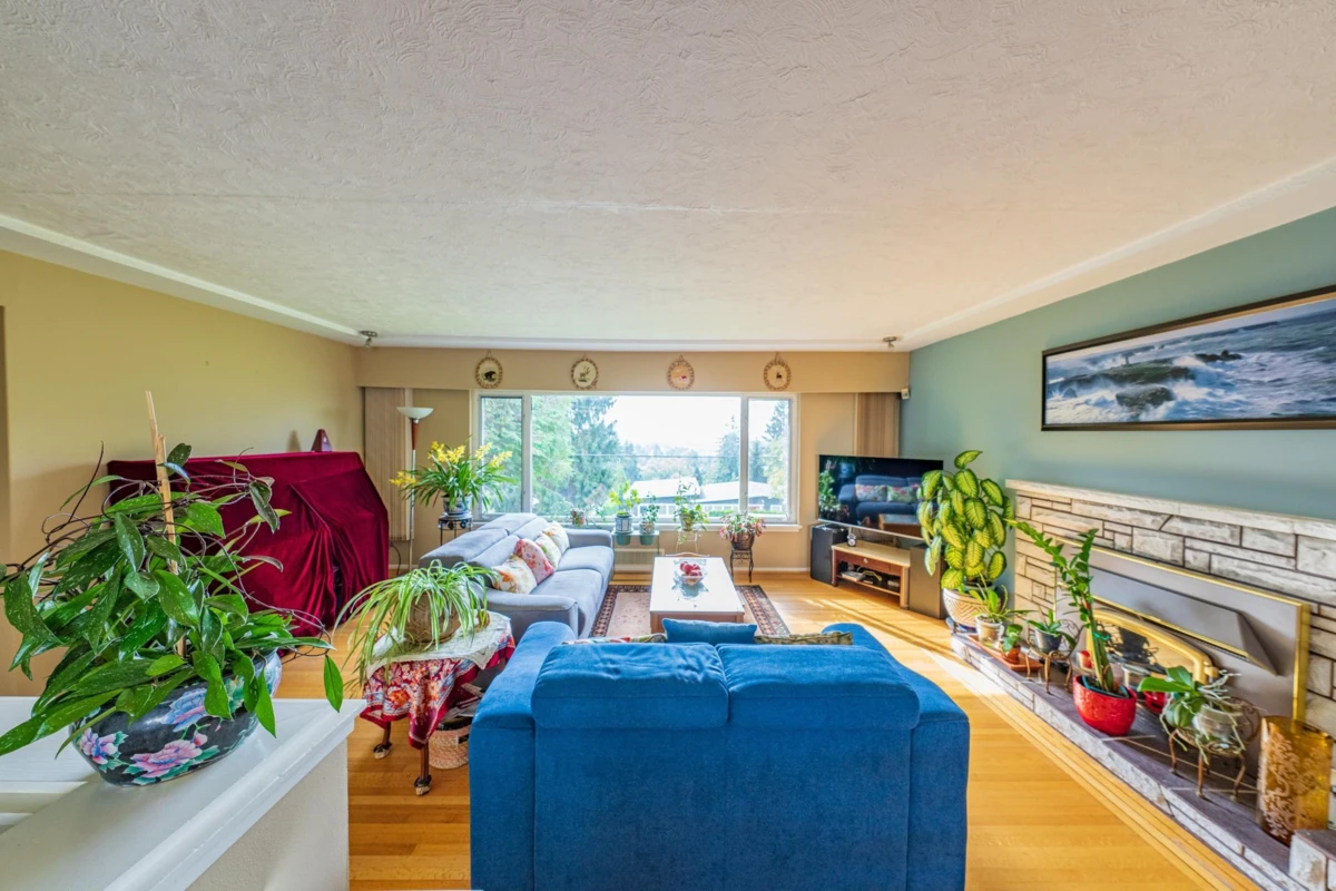Living Room Photo of 5529 Keith Street, Burnaby, BC