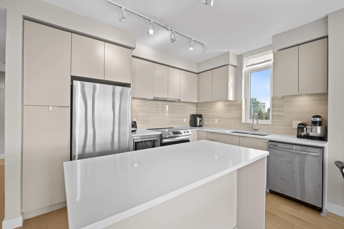 Dining Area Photo of 604 8761 University Crescent, Burnaby, BC