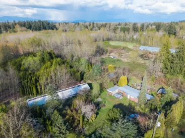 Primary Bedroom Photo of 24183 Fraser Highway, Langley, BC