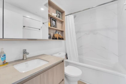 Office / Den Photo of 805 15165 Thrift Avenue, Surrey, BC