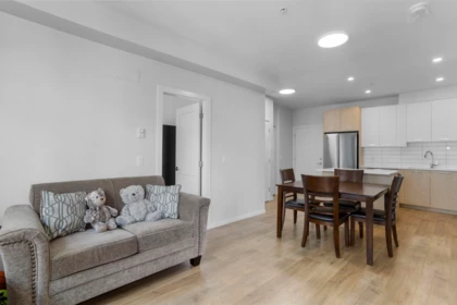 307 3315 148 Street, Surrey, BC, Surrey — Apartment/Condo for sale
