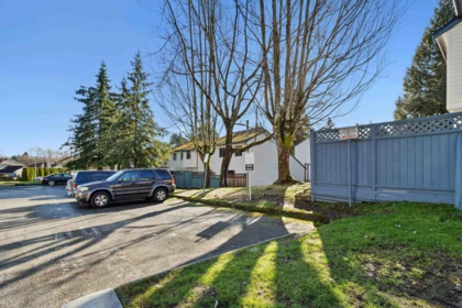 Laundry Room Photo of 77 6657 138 Street, Surrey, BC