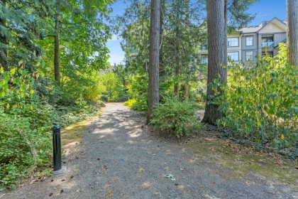 Backyard Photo of 510 2855 156 Street, Surrey, BC