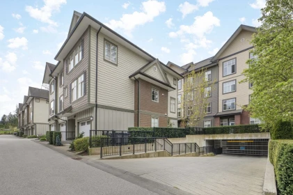 Hallway Photo of 510 2855 156 Street, Surrey, BC