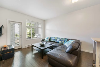 Kitchen Photo of 510 2855 156 Street, Surrey, BC