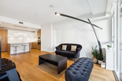 204 788 Arthur Erickson Place, West Vancouver, BC, West Vancouver — Apartment/Condo for sale