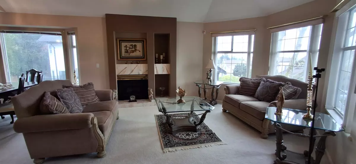 Living Room Photo of 2925 Cliffrose Crescent, Coquitlam, BC