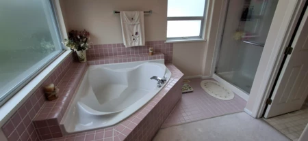 Laundry Room Photo of 2925 Cliffrose Crescent, Coquitlam, BC