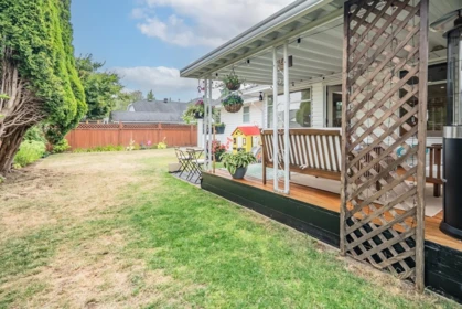 Hot Tub / Spa Photo of 22987 123b Avenue, Maple Ridge, BC