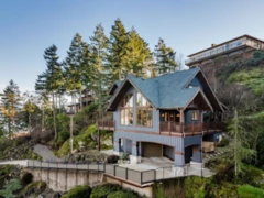 401 Skyline Drive, Gibsons, BC