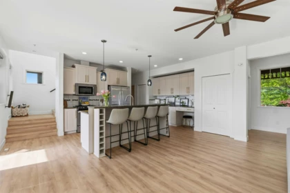 Breakfast Nook Photo of 10639 249 Street, Maple Ridge, BC
