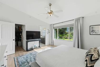 Hot Tub / Spa Photo of 10639 249 Street, Maple Ridge, BC