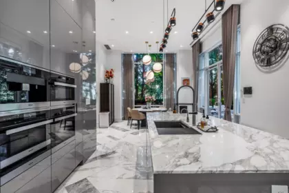 Powder Room Photo of 107 323 Jervis Street, Vancouver, BC