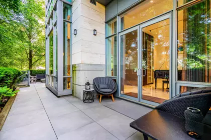 Swimming Pool Photo of 107 323 Jervis Street, Vancouver, BC