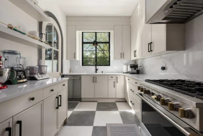 Kitchen Photo of 4121 205a Street, Langley, BC