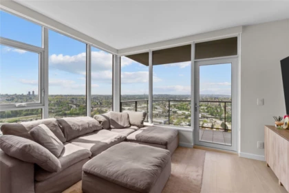 4407 2186 Gilmore Avenue, Burnaby, BC, Burnaby — Apartment/Condo for sale