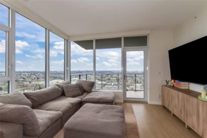 4407 2186 Gilmore Avenue, Burnaby, BC, Burnaby — Apartment/Condo for sale