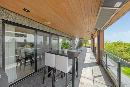 Office / Den Photo of 15482 Pacific Avenue, White Rock, BC