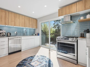 Breakfast Nook Photo of 1516 Mcnair Drive, North Vancouver, BC