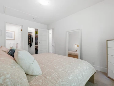 Powder Room Photo of 1516 Mcnair Drive, North Vancouver, BC