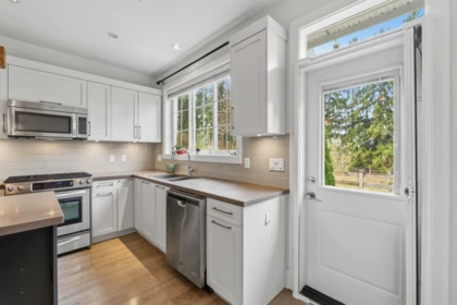 Primary Bedroom Photo of 62 12161 237 Street, Maple Ridge, BC