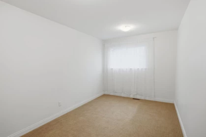 Hot Tub / Spa Photo of 6498 131a Street, Surrey, BC