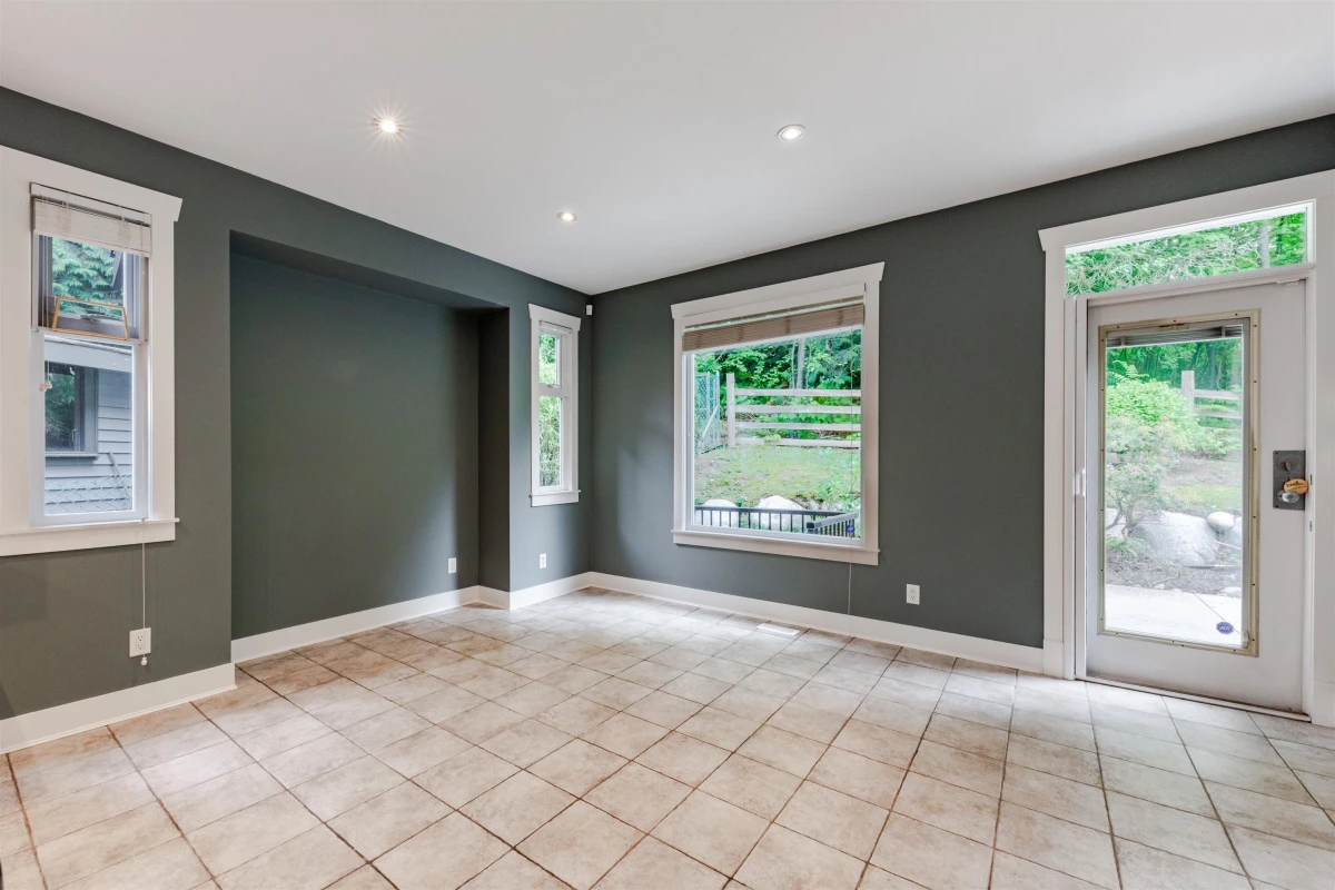 Family Room Photo of 14650 61a Avenue, Surrey, BC