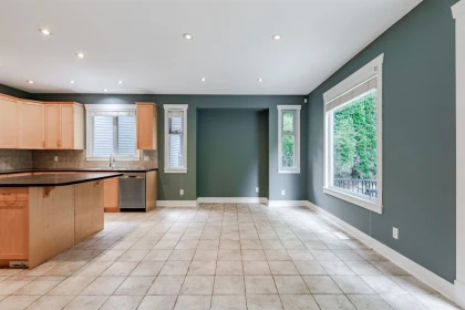 Walk-In Closet Photo of 14650 61a Avenue, Surrey, BC