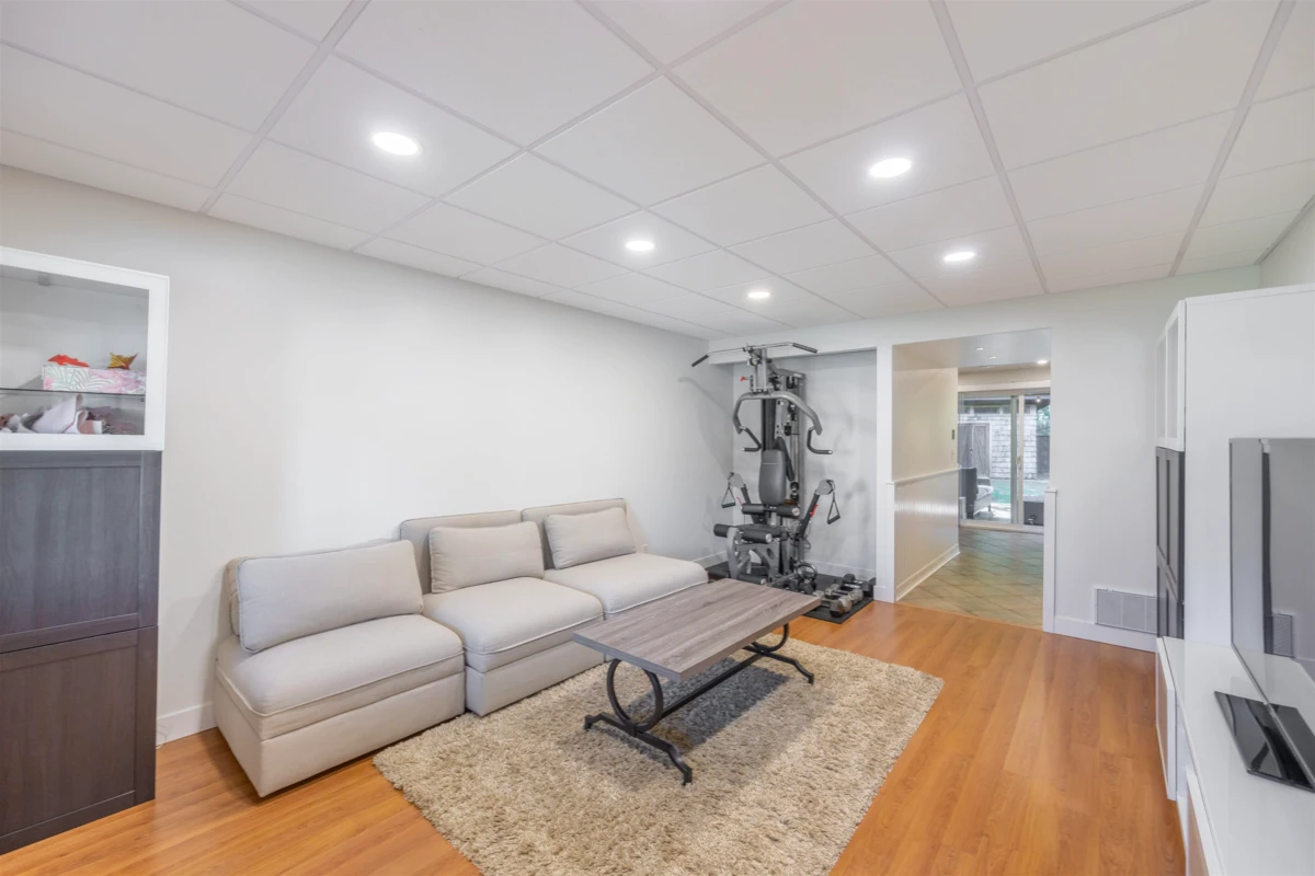 Living Room Photo of 20978 92 Avenue, Langley, BC