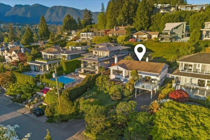 Outdoor Kitchen Photo of 982 Braeside Street, West Vancouver, BC