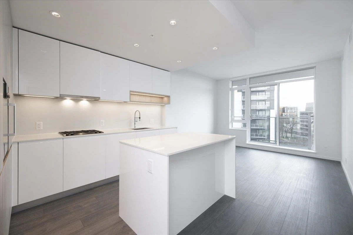 Living Room Photo of 904 6808 Minoru Boulevard, Richmond, BC