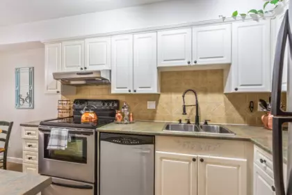 Kitchen Photo of 205 1518 Bowser Avenue, North Vancouver, BC