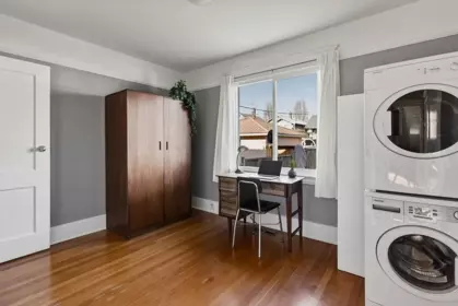 Loft / Bonus Room Photo of 2867 E Georgia Street, Vancouver, BC