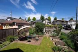 2867 E Georgia Street, Vancouver, BC