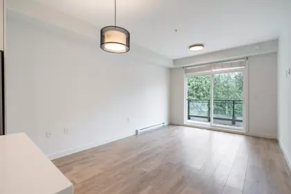 Primary Bathroom Photo of 315 5415 Brydon Crescent, Langley, BC