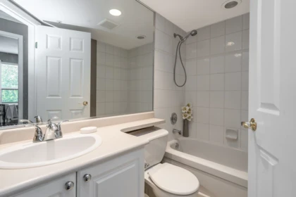 Guest Bathroom Photo of 409 1576 Merklin Street, White Rock, BC