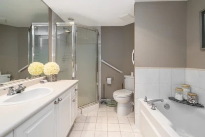 Laundry Room Photo of 409 1576 Merklin Street, White Rock, BC