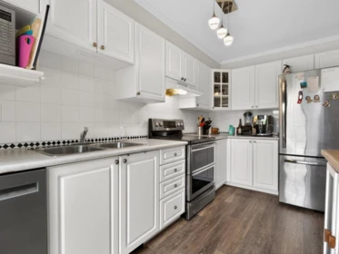 Kitchen Photo of 45 8930 Walnut Grove Drive, Langley, BC