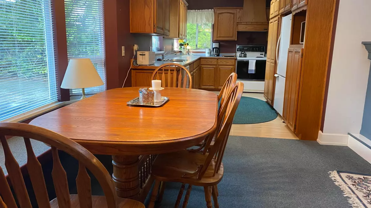 Dining Area Photo of 7740 Blundell Road, Richmond, BC